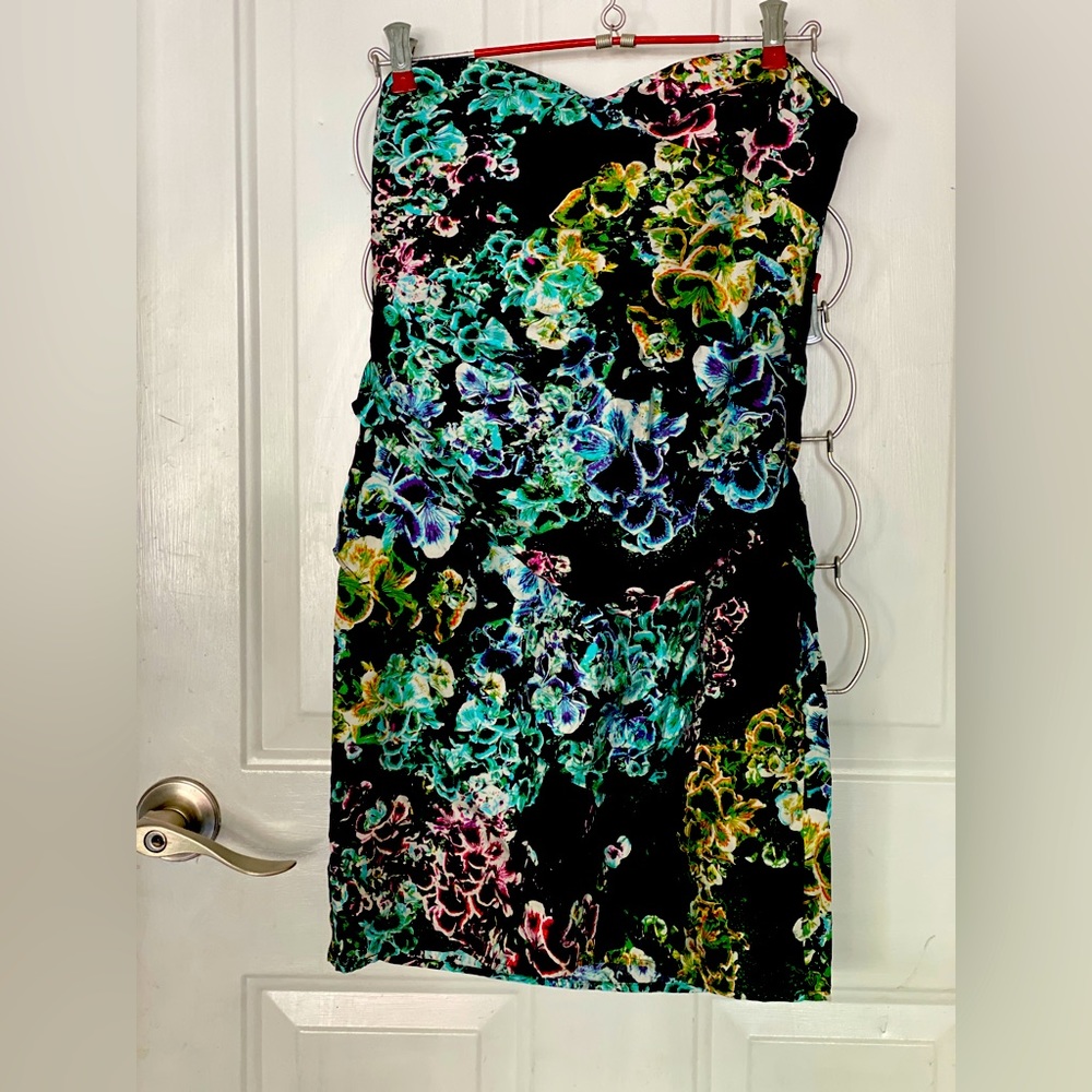 Twelfth Street by Cynthia Vincent Women’s Size 2 Strapless Dress Silk Floral